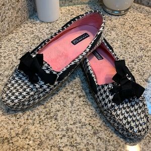 Sperry driving moccasin with houndstooth print size 8.5